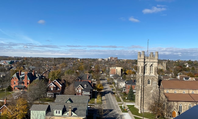 Building Photo - 1 Wellington St