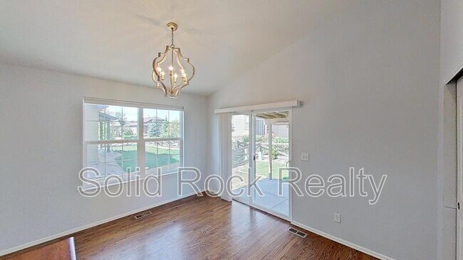 Foto del edificio - 6818 Whitebark Ln