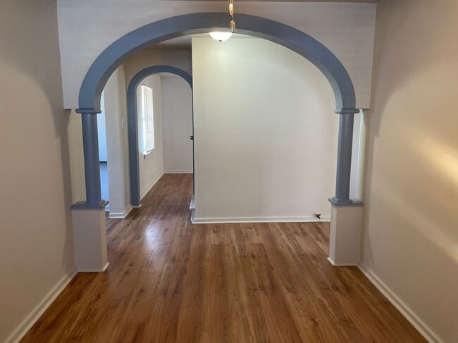 Building Photo - 1811 52nd St