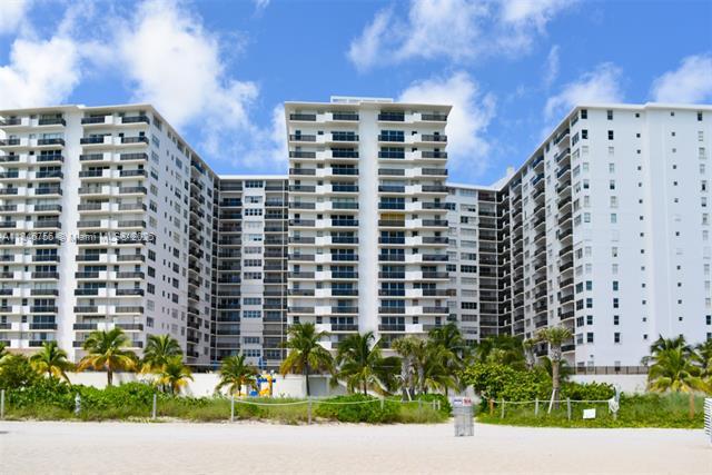 Foto del edificio - 6039 Collins Ave