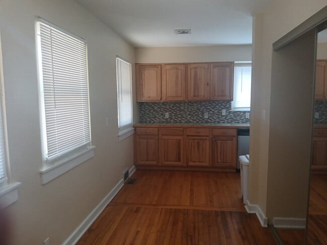 Photo - 71 E Marshall St (Waynesville, NC) House