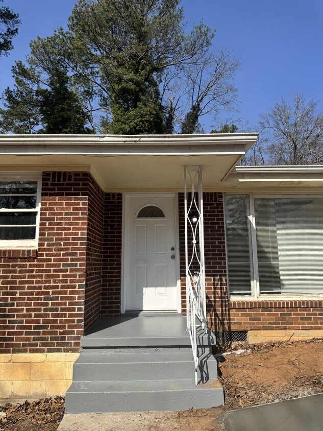 Photo - 2169 Barbara Ln (Decatur, GA)