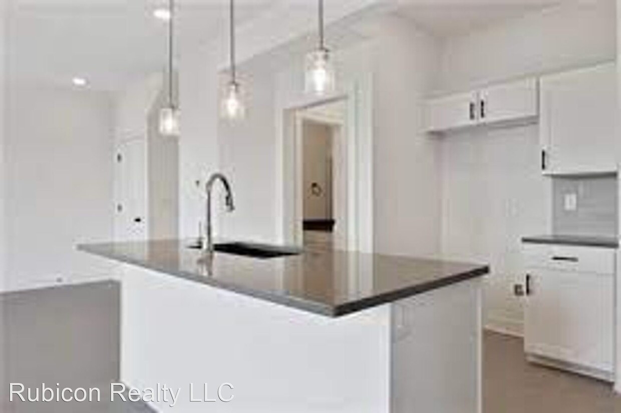 7406 Grand Slam St, Parkville, MO 64152 House Rental in Parkville, MO