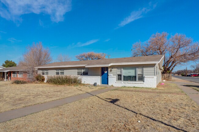 Building Photo - 4202 44th St