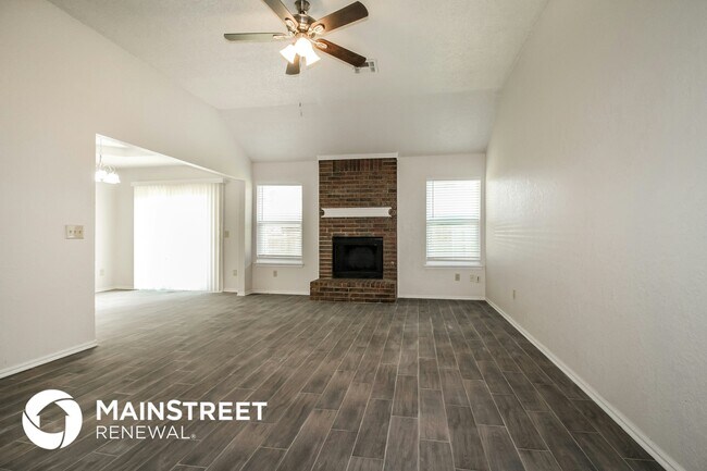 Building Photo - 8808 NW 85th Pl