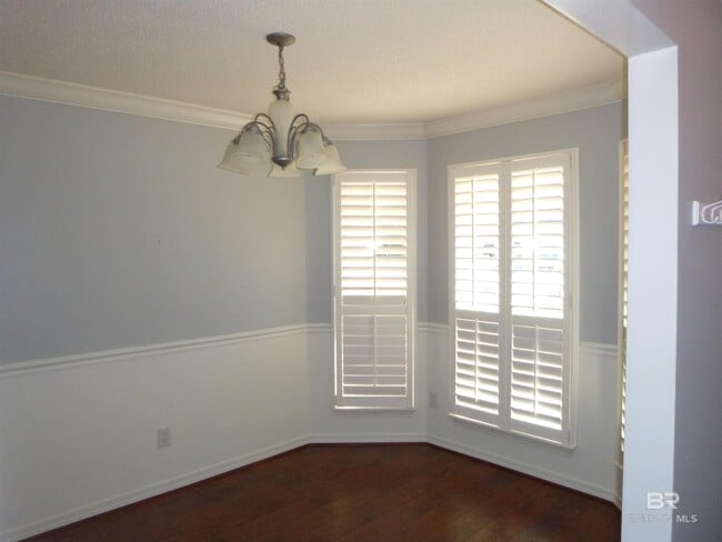 Building Photo - 30738 Pinyon Dr