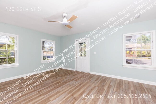 Building Photo - 420 19th St S