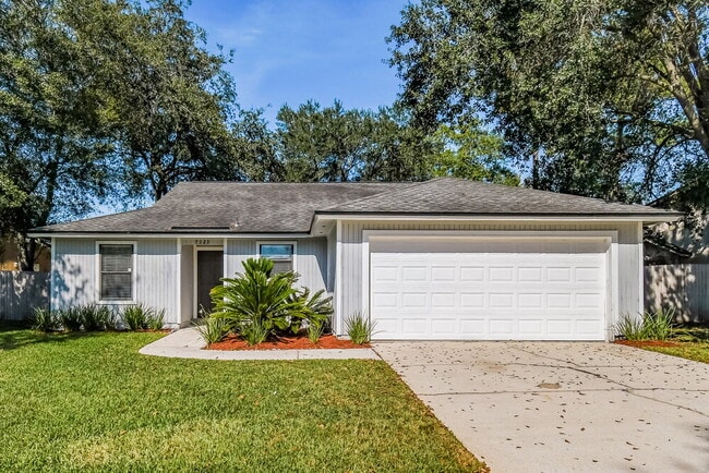 Building Photo - 7323 Sweet Rose Ln