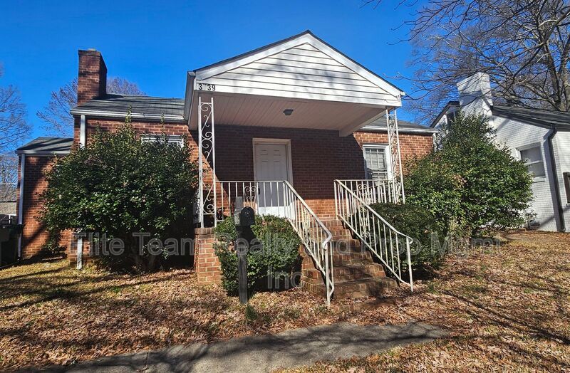 Foto principal - 3739 McMillan St