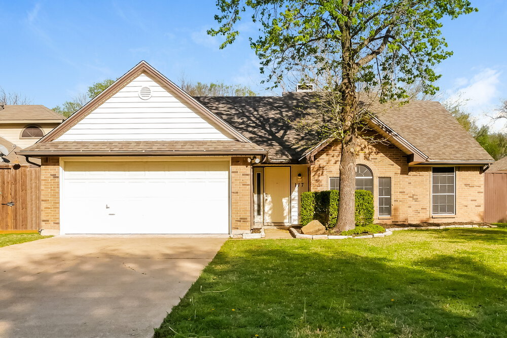 Foto principal - 117 Brockway Dr