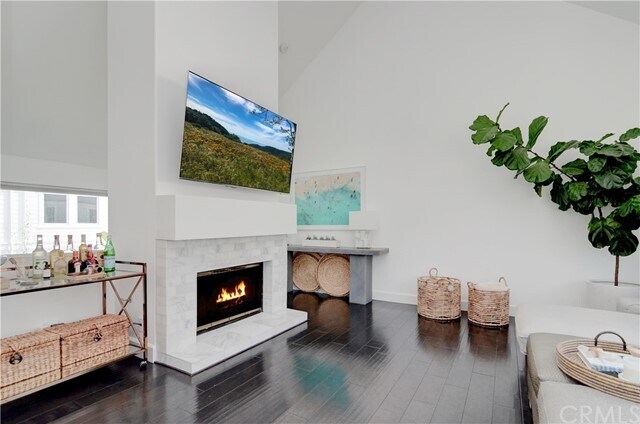 Building Photo - 717 Fernleaf Ave