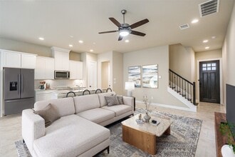 Building Photo - 11005 Cres Light Way