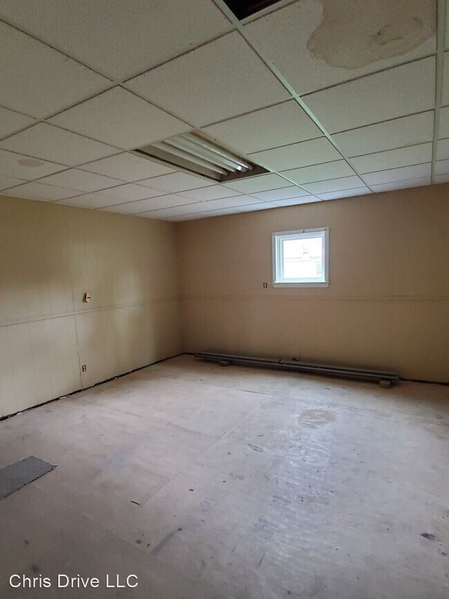 Building Photo - 4 br, 2 bath House - 852 S 2nd Street