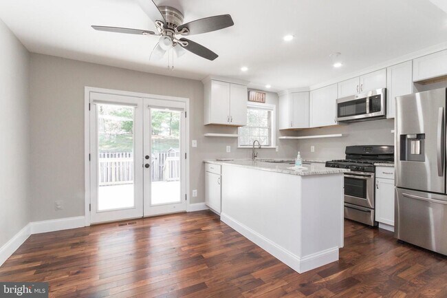 Foto del edificio - 13562 Deerwater Dr