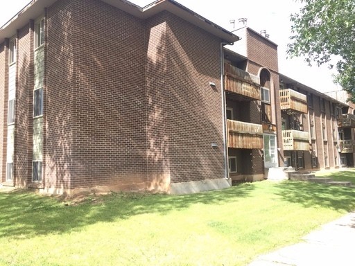 Primary Photo - 265 N 7th St