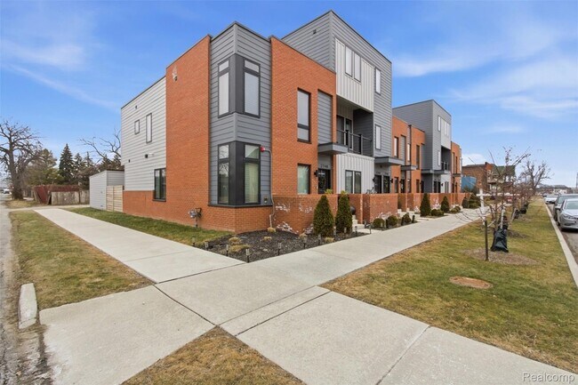 Foto del edificio - 2744 Harrison St