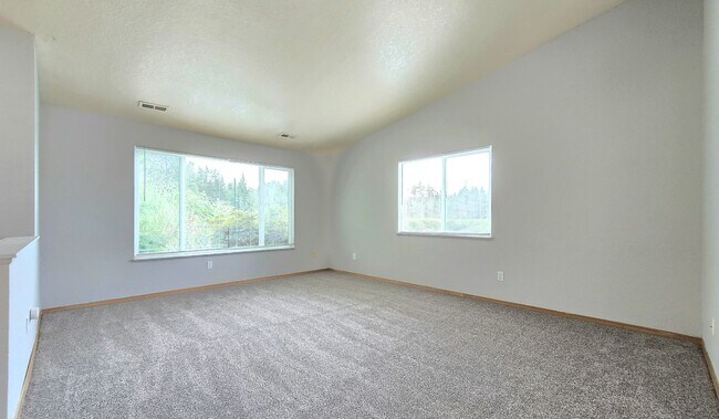 Foto del edificio - Charming 3 Bed/ 1.5 Bath Home Available in Lake Stevens