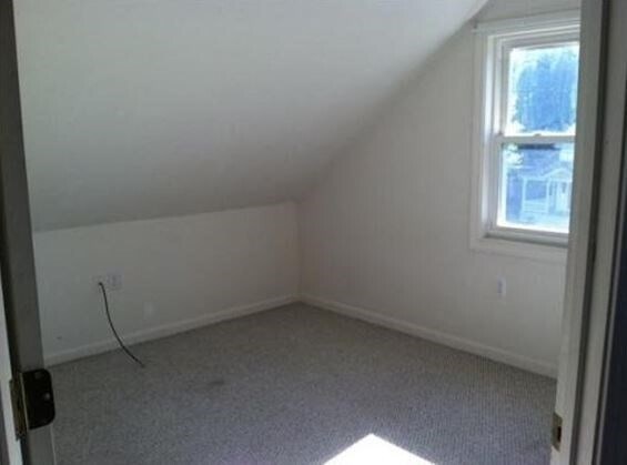 Foto del edificio - 713 Somerset Ave