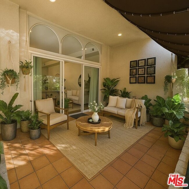 Foto del edificio - 5310 Lindley Ave