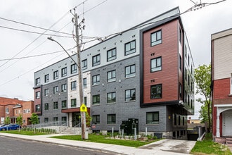 Building Photo - 417 Nelson - Student Living
