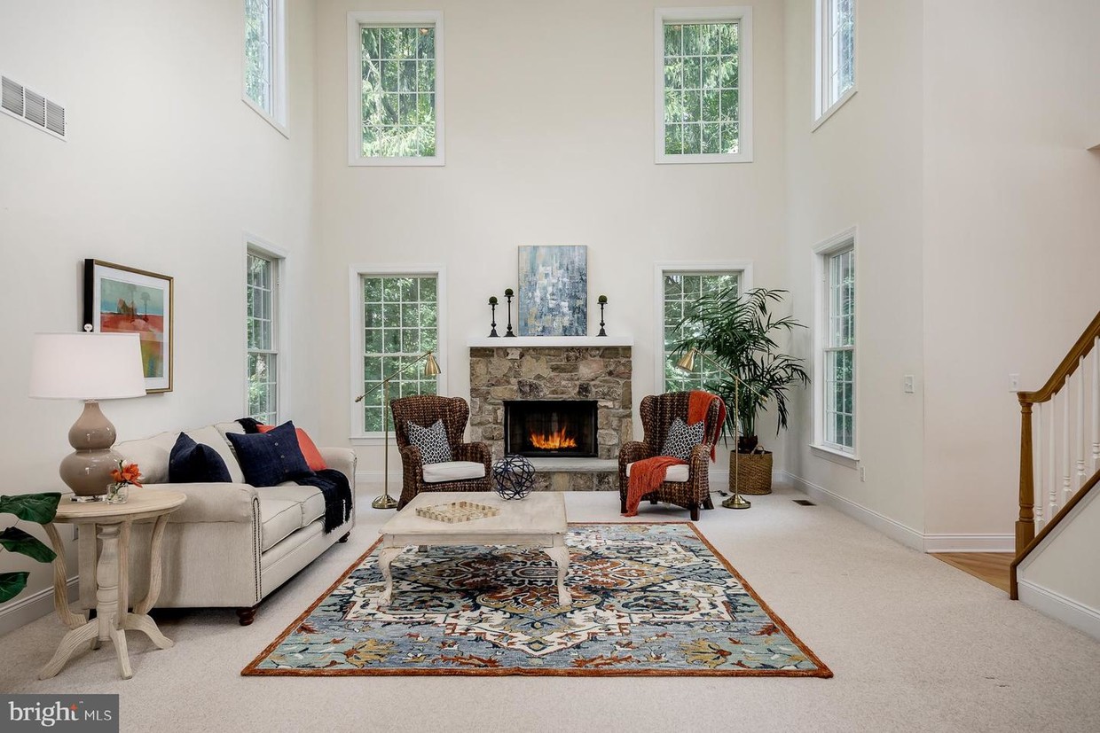 Foto principal - 3 Shady Brook Ln