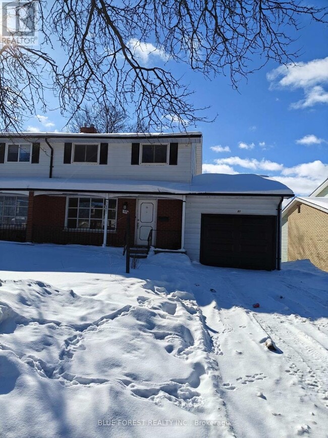 Building Photo - 681 Galloway Crescent