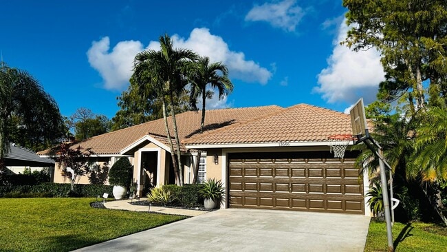 Building Photo - 13566 Callington Dr