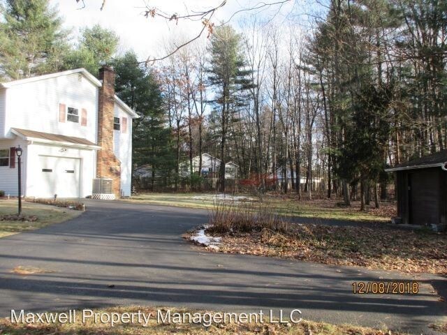 Building Photo - 4 br, 1.5 bath House - 15 Arnold Road