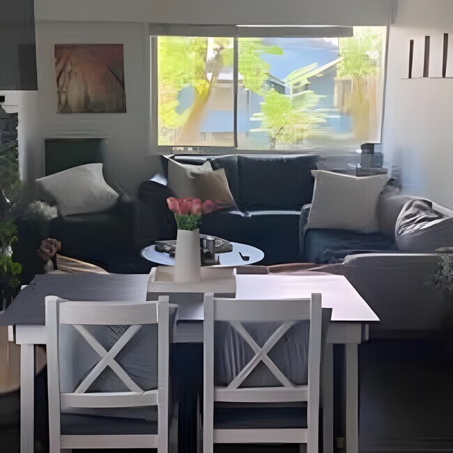 Photo du bâtiment - 2138 13th Av W