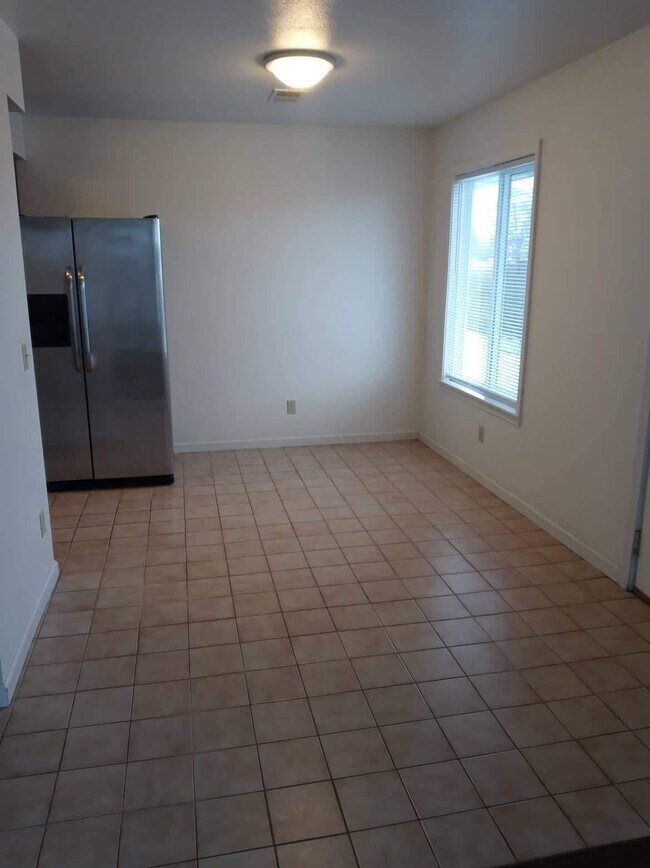Foto del edificio - 722 W Broomfield St