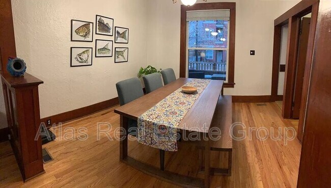 Foto del edificio - 2736 Clay St