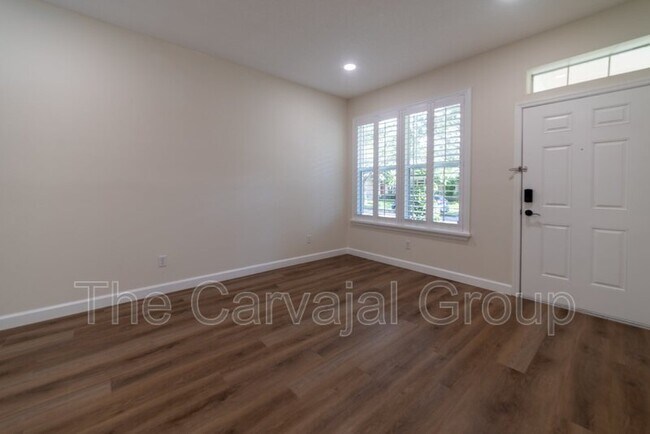 Foto del edificio - 13639 Cepheus Dr
