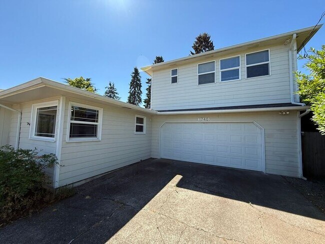 Foto del edificio - 1740 Glen Creek Rd NW