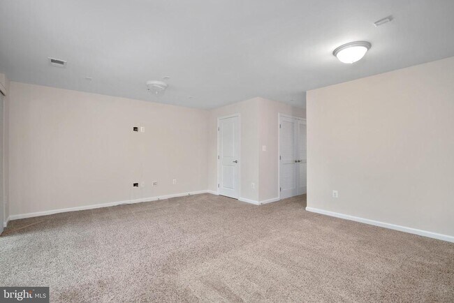 Building Photo - 7376 Matchbox Alley