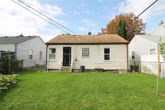 Building Photo - 21576 Audrey Ave