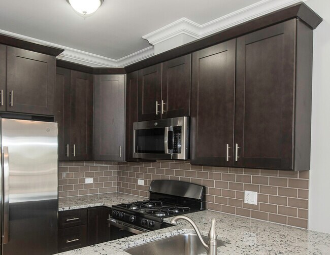 Foto del edificio - 2346 W Grand Ave