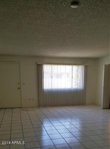 Foto del edificio - 3326 W Northern Ave