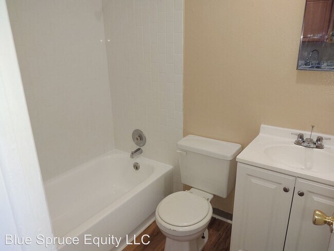 Building Photo - 9151 Fontaine St