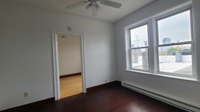 Foto del edificio - 15 Hopkins Ave