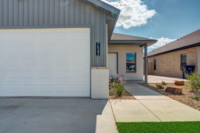 Foto del edificio - 7046 41st St