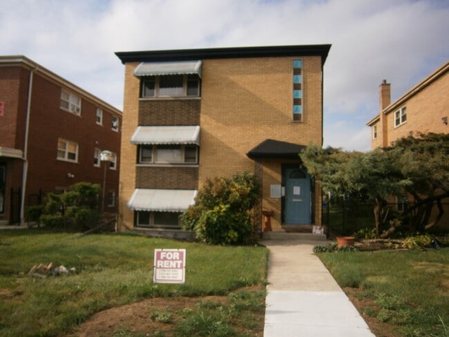 Building Photo - 1408 W 119th St