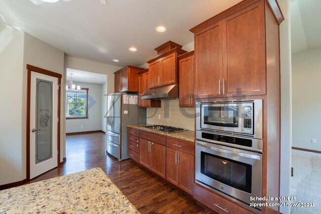 Foto del edificio - 15701 Simonds Rd NE