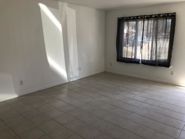 Foto del edificio - 800 Fargo St Unit C6