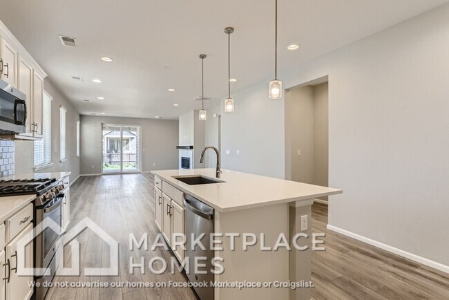 Foto del edificio - 27003 E Archer Ave