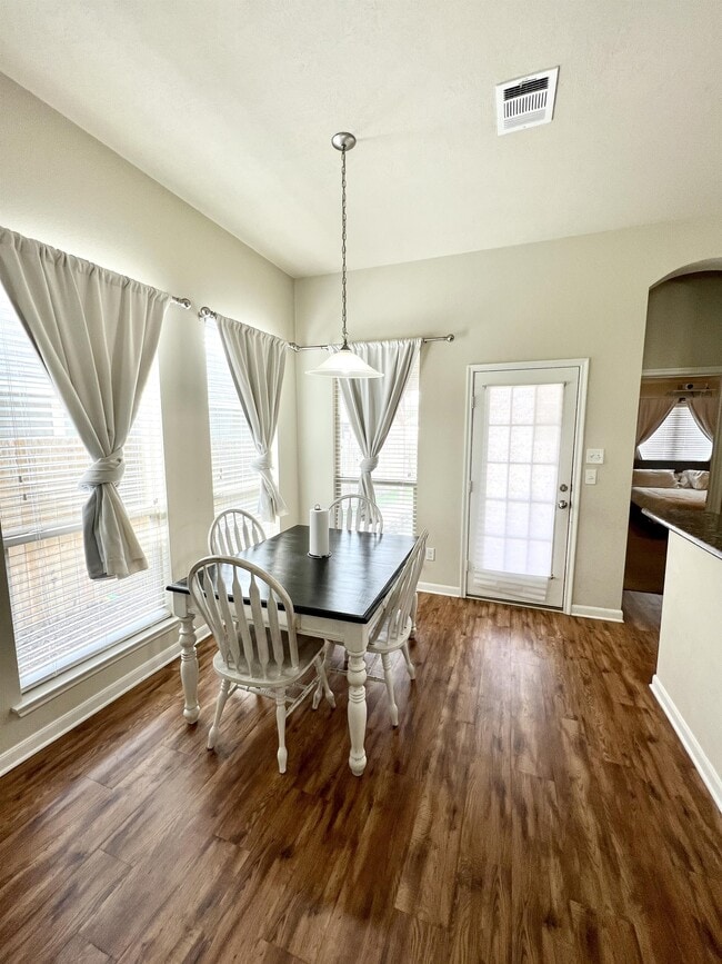 Foto del edificio - 15427 Baker Meadow Loop