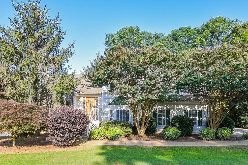 Primary Photo - 301 Saddlewood Dr