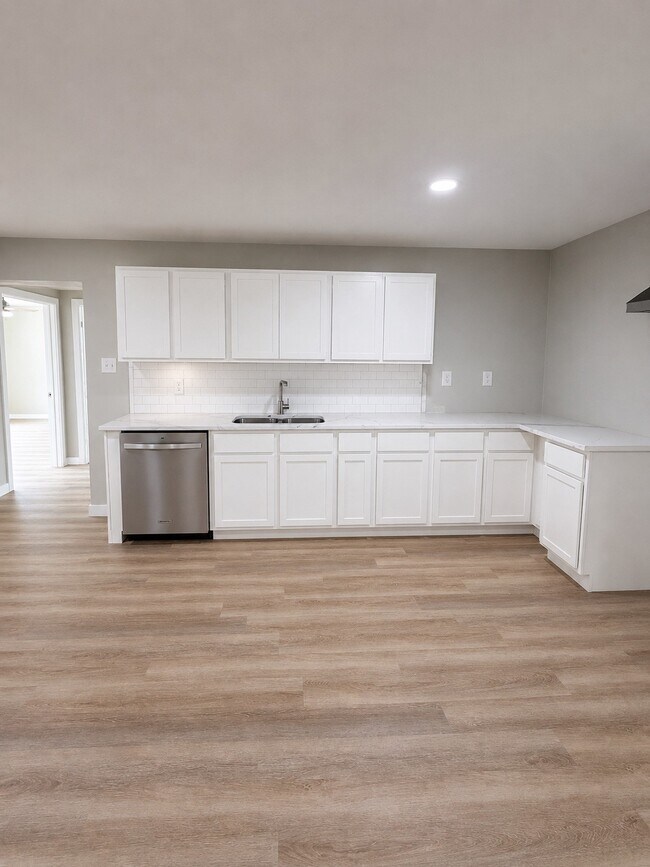 Foto del edificio - 4874 County Rd 353