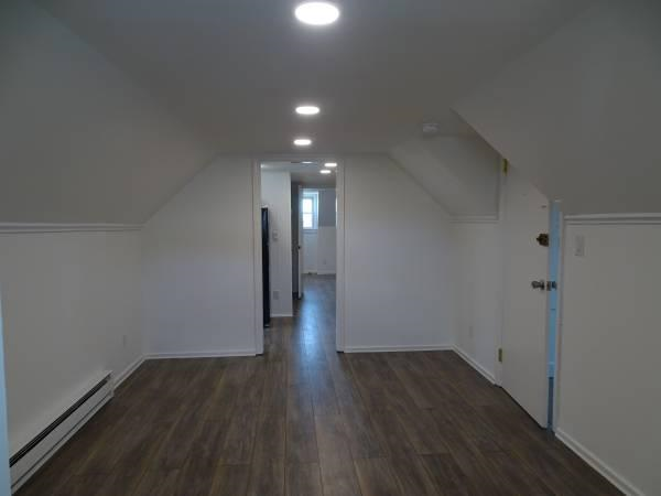 Building Photo - 226 Beech St