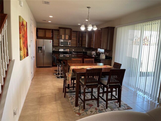 Foto del edificio - 5115 Longmeadow Park St