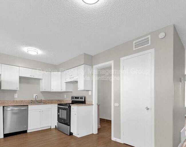 Foto del edificio - 3434 Spottswood Ave